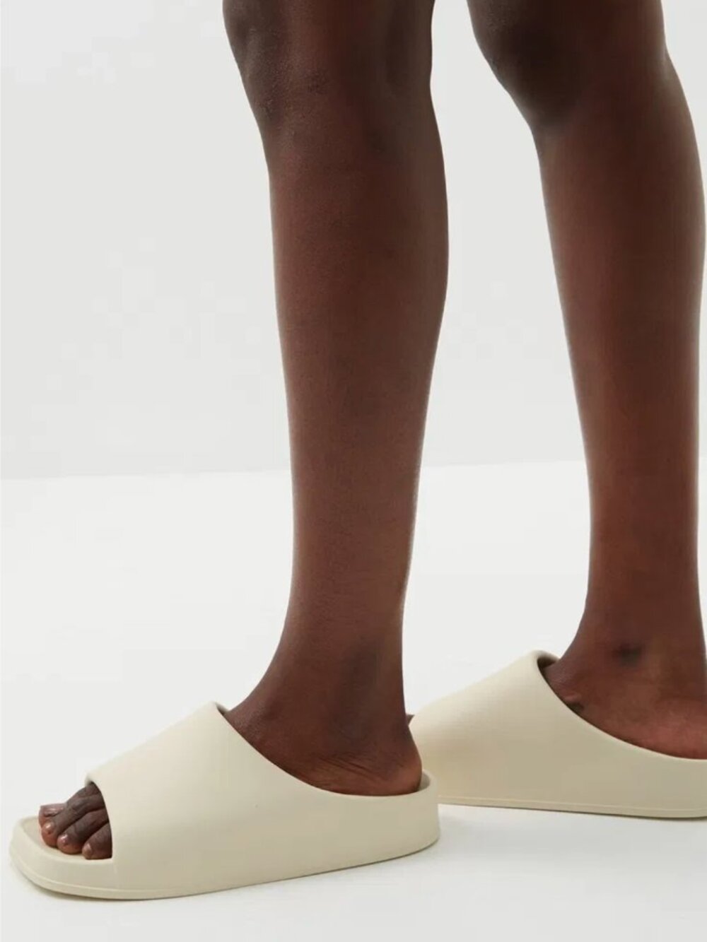 Khaite "Brighton" Rubber Slides in Ivory, size 39